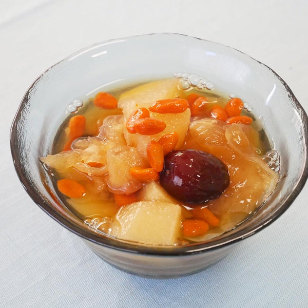 ハピページ 台湾 ㄧ吉膳 （シロキクラゲとナツメデザート）1袋300g ハピ様専用ページ 台湾 ㄧ吉膳 （シロキクラゲとナツメデザート